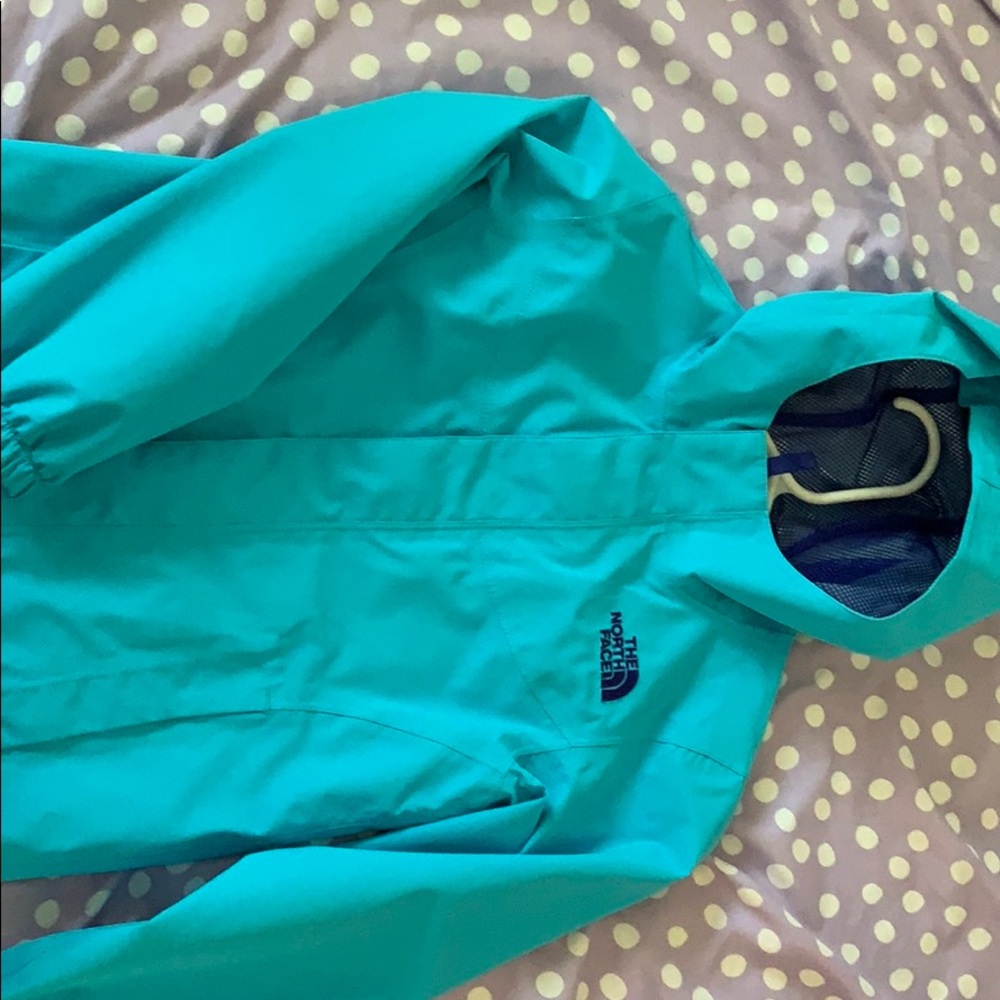 Girls Northface windbreaker